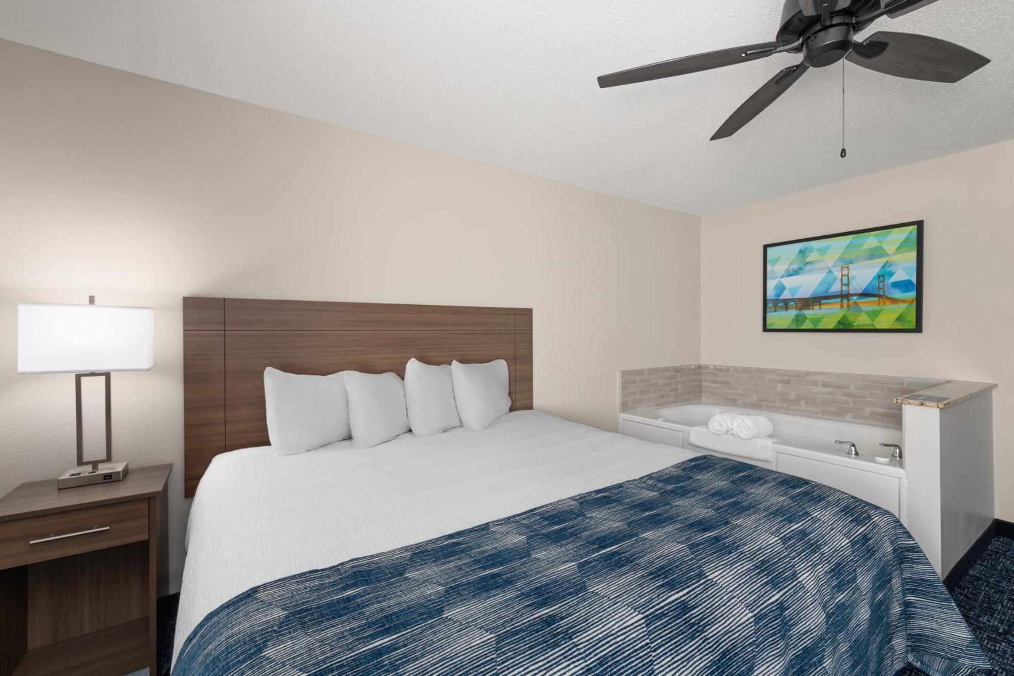 Baymont By Wyndham Mt. Pleasant Hotell Mount Pleasant Rom bilde